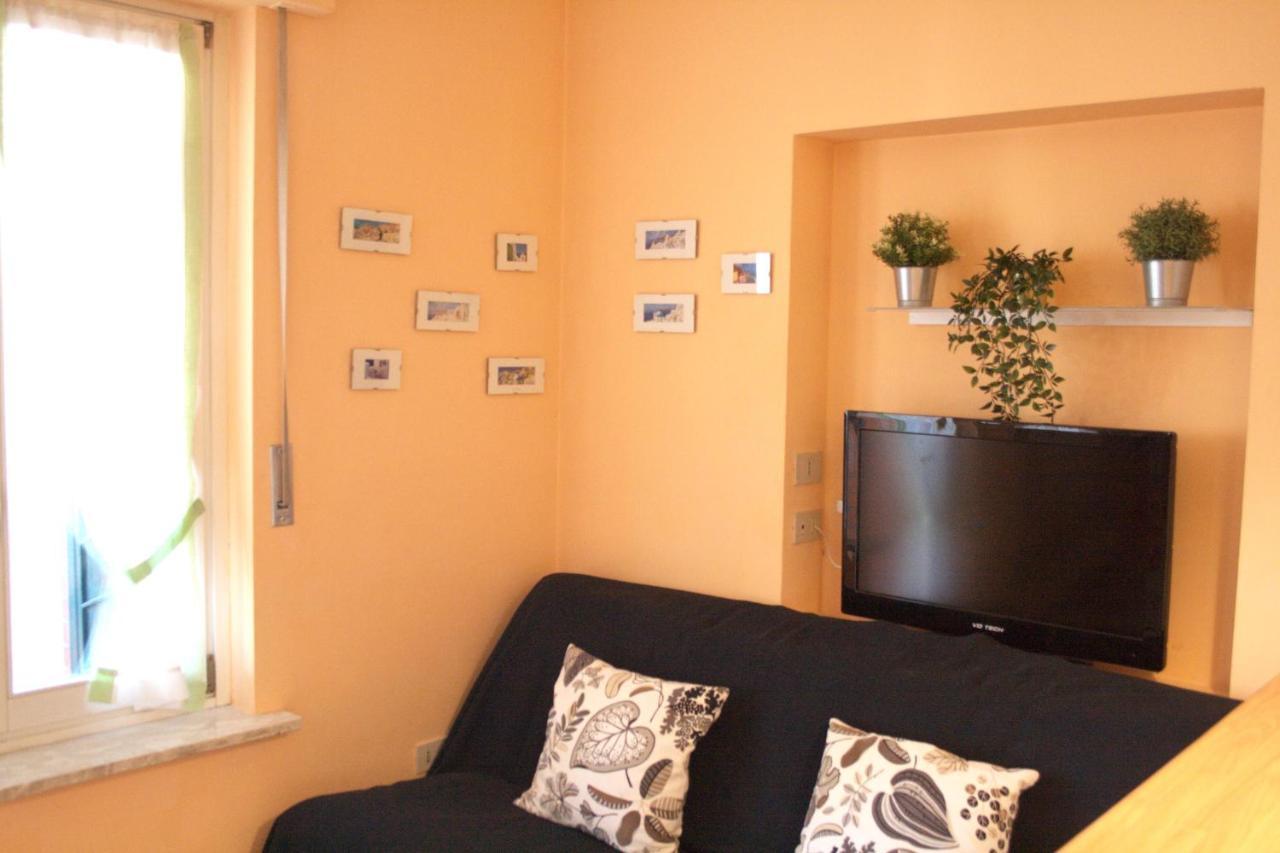 Apartamento Il Terrazzino Di Via Gorizia Turín Exterior foto